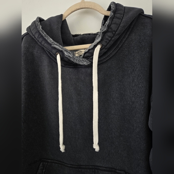 Free People We The Free Zuma Hooded Sweatshirt Top. Black. Size Large. - Picture 4 of 10